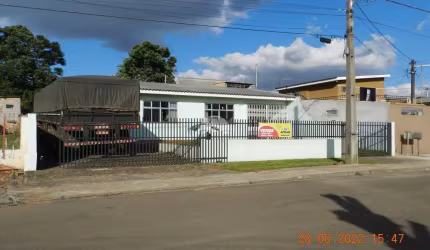 Casa com 3 quartos à venda na Rua Humberto Scorsin, 481, Vila Bela, Guarapuava, 95 m2 por R$ 390.000