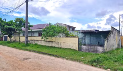 Casa com 5 quartos à venda na Rua Tenente Eduardo Neumann, 441, Nereidas, Guaratuba, 40 m2 por R$ 600.000