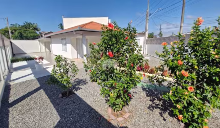Casa com 3 quartos à venda na Rua Dom Pedro II, 372, Centro, Guaratuba, 166 m2 por R$ 848.000