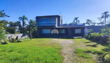 Casa com 3 quartos à venda na RUA 370, 646, Barra do Sai, Itapoá, 126 m2 por R$ 590.000