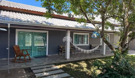 Casa com 4 quartos à venda na RUA 1000, 713, Paese, Itapoá, 202 m2 por R$ 990.000