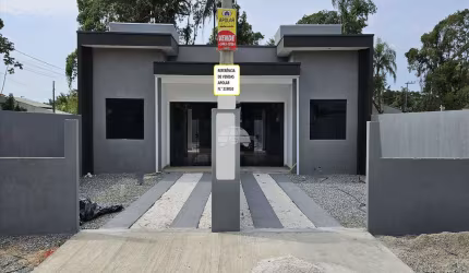 Casa com 2 quartos à venda na RUA PAIAGUA, 333 2, Alvorada, Itapoá, 55 m2 por R$ 320.000