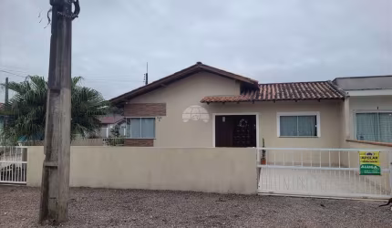 Casa com 3 quartos para alugar na RUA 1590 NOSSA SENHORA DO PERPETUO SOCORRO, 746, Centro, Itapoá, 70 m2 por R$ 2.183