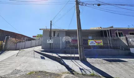 Terreno à venda na Rua Tapira, 23, Xaxim, Curitiba por R$ 485.000