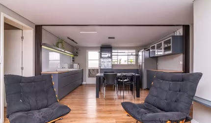 Casa com 4 quartos à venda na Avenida Sete de Setembro, 1309, Cristo Rei, Curitiba, 330 m2 por R$ 1.690.000