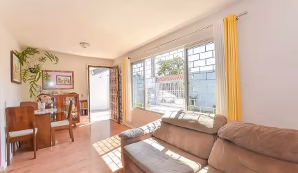 Casa com 4 quartos à venda na Rua Cristiano Strobel, 428, Xaxim, Curitiba, 130 m2 por R$ 549.000