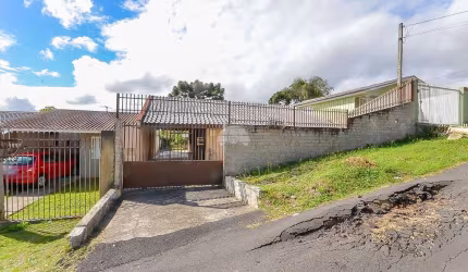 Casa com 3 quartos à venda na Rua Florença, 151, Planta Boros, Colombo, 150 m2 por R$ 460.000