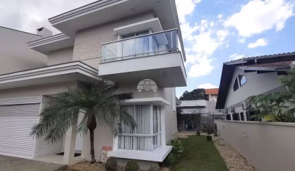 Casa com 3 quartos à venda na Rua Bernardo Stamm, 297, Floresta, Joinville, 260 m2 por R$ 1.400.000