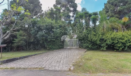Chácara / sítio à venda na Alameda dos Bosques, 4140, Jardim Karla, Pinhais, 200 m2 por R$ 1.750.000