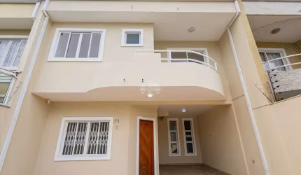 Casa com 3 quartos à venda na Rua Maria Simeão Bettega, 71, Novo Mundo, Curitiba, 173 m2 por R$ 990.000
