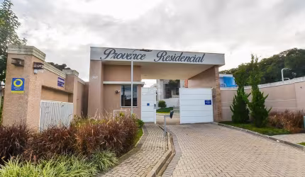 Terreno em condomínio fechado à venda na Rua Hellena Betecek, 767, Butiatuvinha, Curitiba por R$ 902.000