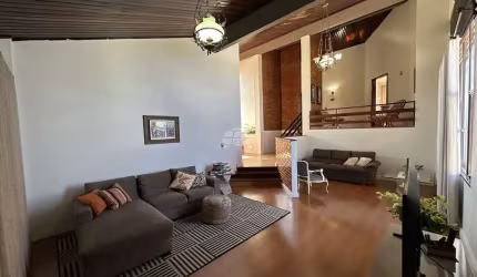 Casa com 3 quartos à venda na Rua Caetano Munhoz da Rocha, 897, Jardim Primavera, Pato Branco, 211 m2 por R$ 1.200.000
