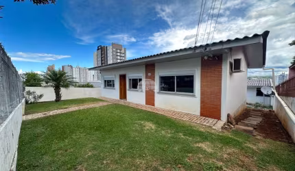Casa com 3 quartos à venda na Rua Iguaçu, 160, Centro, Pato Branco, 125 m2 por R$ 1.050.000