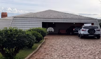Casa com 4 quartos à venda na Rua Tocantins, 3399, Brasília, Pato Branco, 383 m2 por R$ 1.980.000