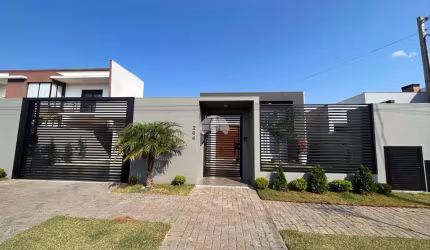 Casa com 3 quartos à venda na Rua Antonio Cesa, 284, Industrial, Pato Branco, 270 m2 por R$ 1.770.000