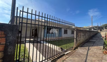 Casa com 3 quartos à venda na Rua Severino Cavazzola, 169, Jardim Floresta, Pato Branco, 128 m2 por R$ 280.000