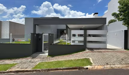 Casa com 3 quartos à venda na Rua Avenício Ezidio Giasson, 35, Parque do Som, Pato Branco, 170 m2 por R$ 1.090.000