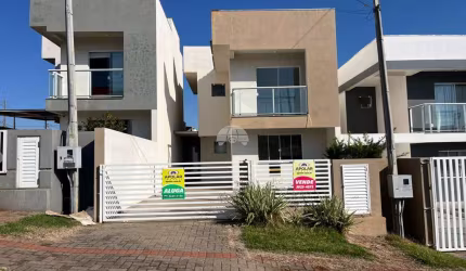 Casa com 2 quartos à venda na Rua Clovi Capelezzo, 324, Fraron, Pato Branco, 77 m2 por R$ 419.000