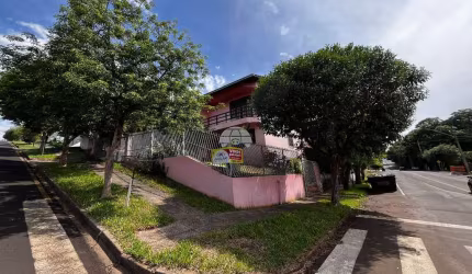 Casa com 3 quartos à venda na Rua Visconde De Nacar, 253, Jardim das Américas, Pato Branco, 295 m2 por R$ 798.000