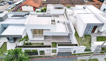 Casa com 4 quartos à venda na Rua Avenício Ezidio Giasson, 47, Parque do Som, Pato Branco, 200 m2 por R$ 1.599.000