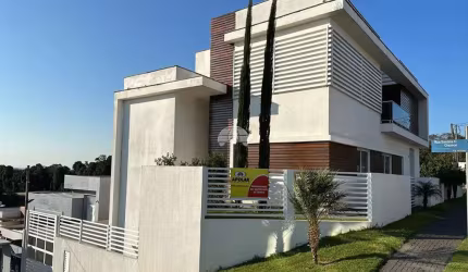 Casa com 3 quartos à venda na Rua João Oldoni, 265, Parque do Som, Pato Branco, 270 m2 por R$ 1.695.000