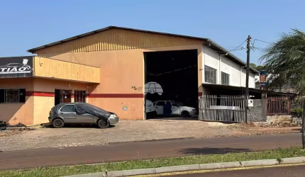 Barracão / Galpão / Depósito à venda na Rua Veríssimo Rizzi, 00, Fraron, Pato Branco, 435 m2 por R$ 1.590.000