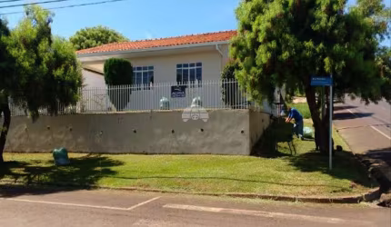 Casa com 2 quartos à venda na Rua Amambaí, 423, Pinheirinho, Pato Branco, 70 m2 por R$ 379.000