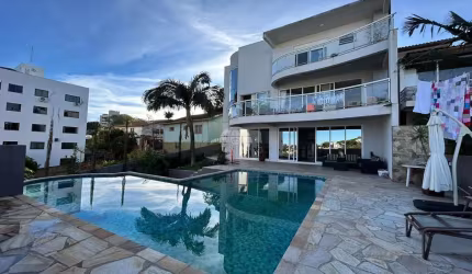 Casa com 3 quartos à venda na Rua Nereu Ramos, 1052, Brasília, Pato Branco, 354 m2 por R$ 2.500.000
