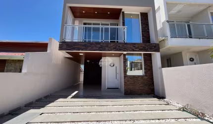 Casa com 3 quartos à venda na Rua Algemiro Mari, 564, Fraron, Pato Branco, 108 m2 por R$ 750.000