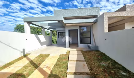 Casa com 3 quartos à venda na Rua Clovi Capelezzo, 1076, Fraron, Pato Branco, 140 m2 por R$ 690.000