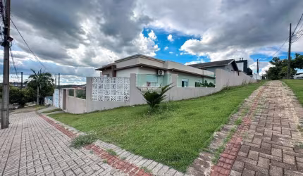 Casa com 4 quartos à venda na Rua Artibano Sutille, 1189, São Francisco, Pato Branco, 188 m2 por R$ 890.000