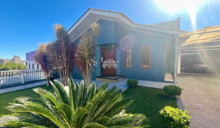 Casa com 4 quartos à venda na Rua Itacolomi, 162, Centro, Pato Branco, 280 m2 por R$ 1.300.000