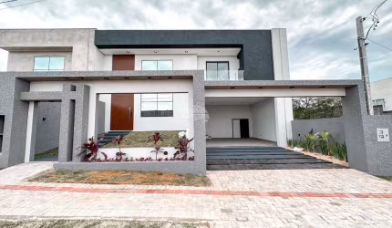 Casa com 4 quartos à venda na Rua Pedro Biava, 72, Menino Deus, Pato Branco, 294 m2 por R$ 2.350.000