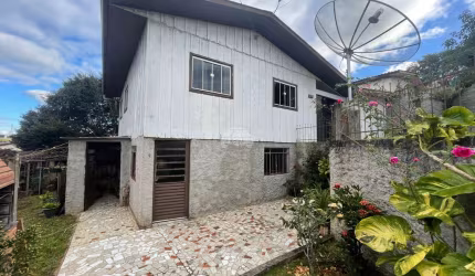 Casa com 4 quartos à venda na Rua do Príncipe, 265, São Cristóvão, Pato Branco, 130 m2 por R$ 359.000