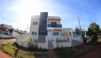 Casa com 3 quartos à venda na Rua Saul Vigano, 500, Aeroporto, Pato Branco, 106 m2 por R$ 549.000