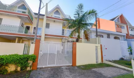 Casa com 3 quartos à venda na Rua Thereza Darif, 329, Pilarzinho, Curitiba, 187 m2 por R$ 880.000