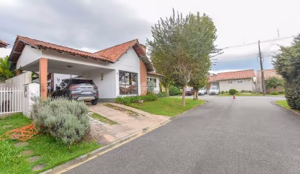 Casa em condomínio fechado com 3 quartos à venda na Avenida Três Marias, 1175, Orleans, Curitiba, 120 m2 por R$ 1.400.000