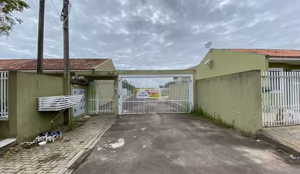 Casa em condomínio fechado com 3 quartos à venda na Rua São Maximiliano Maria Kolbe, 315, Campo Largo da Roseira, São José dos Pinhais, 58 m2 por R$ 310.000