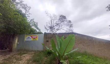 Casa com 3 quartos à venda na Rua Prefeito João Agripino Tosin, 1264, Centro, Colombo, 120 m2 por R$ 480.000
