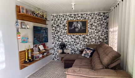 Casa com 1 quarto à venda na Rua Deputado Heitor Alencar Furtado, 193, Jardim das Flores, Colombo, 75 m2 por R$ 250.000