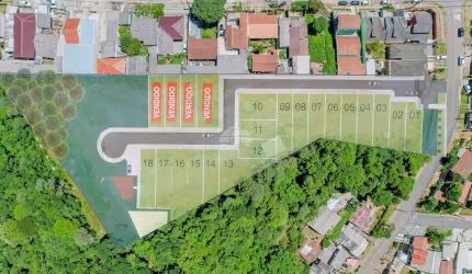 Terreno em condomínio fechado à venda na Rua Mário Alves de Menezes, 558, Santa Cândida, Curitiba por R$ 231.000