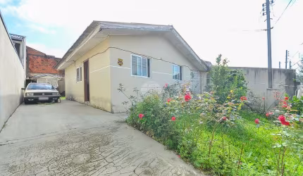 Casa com 3 quartos à venda na Rua Plutão, 164, Sítio Cercado, Curitiba, 51 m2 por R$ 410.000