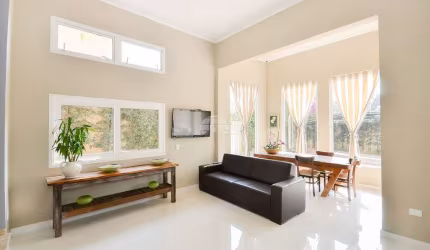 Casa com 3 quartos à venda na Rua Ailton Cabral Dalavequia, 32, Santa Cândida, Curitiba, 267 m2 por R$ 1.190.000