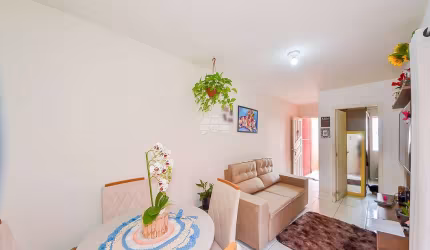 Casa com 2 quartos à venda na Rua João Lacolla, 128, Campo de Santana, Curitiba, 40 m2 por R$ 210.000