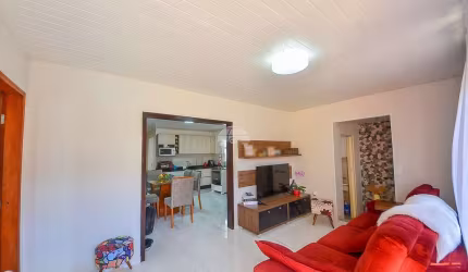 Casa com 3 quartos à venda na Rua Orestes Romeu Bizzotto, 231, Tatuquara, Curitiba, 176 m2 por R$ 600.000