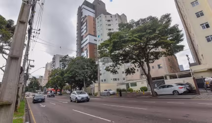 Apartamento com 3 quartos à venda na Rua Guararapes, 1393, Água Verde, Curitiba, 63 m2 por R$ 425.000