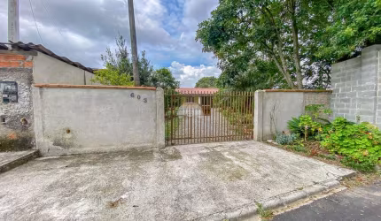 Casa com 2 quartos à venda na Rua Miguel Grassi, 603, Guatupê, São José dos Pinhais, 136 m2 por R$ 420.000