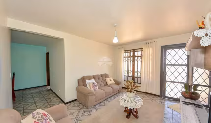Casa com 3 quartos à venda na Rua Carlos Amoretty Osório, 416, Sítio Cercado, Curitiba, 224 m2 por R$ 680.000