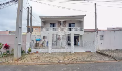 Casa com 4 quartos à venda na Rua Afonso Bandeira, 273, Umbará, Curitiba, 200 m2 por R$ 500.000