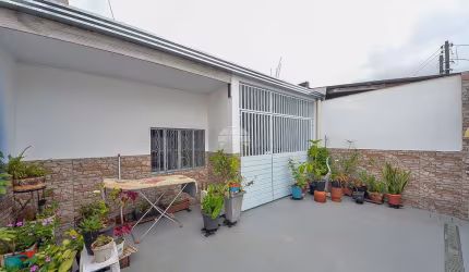 Casa com 3 quartos à venda na Rua Nair Cravo Westphalen, 726, Umbará, Curitiba, 110 m2 por R$ 350.000